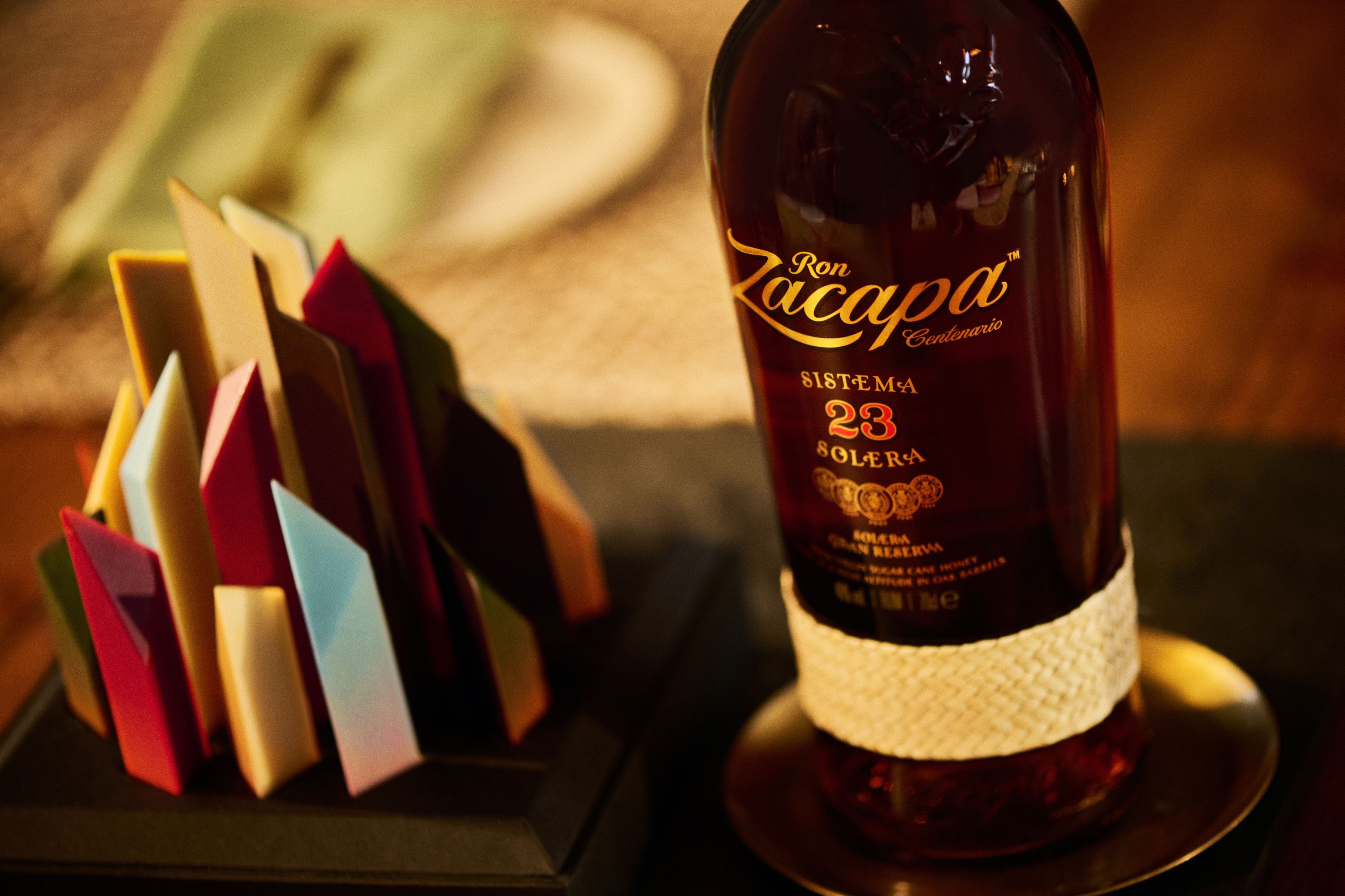 Ron Zacapa 23 y caja de 12 chocolates Brik., Fueradeserie/gastro