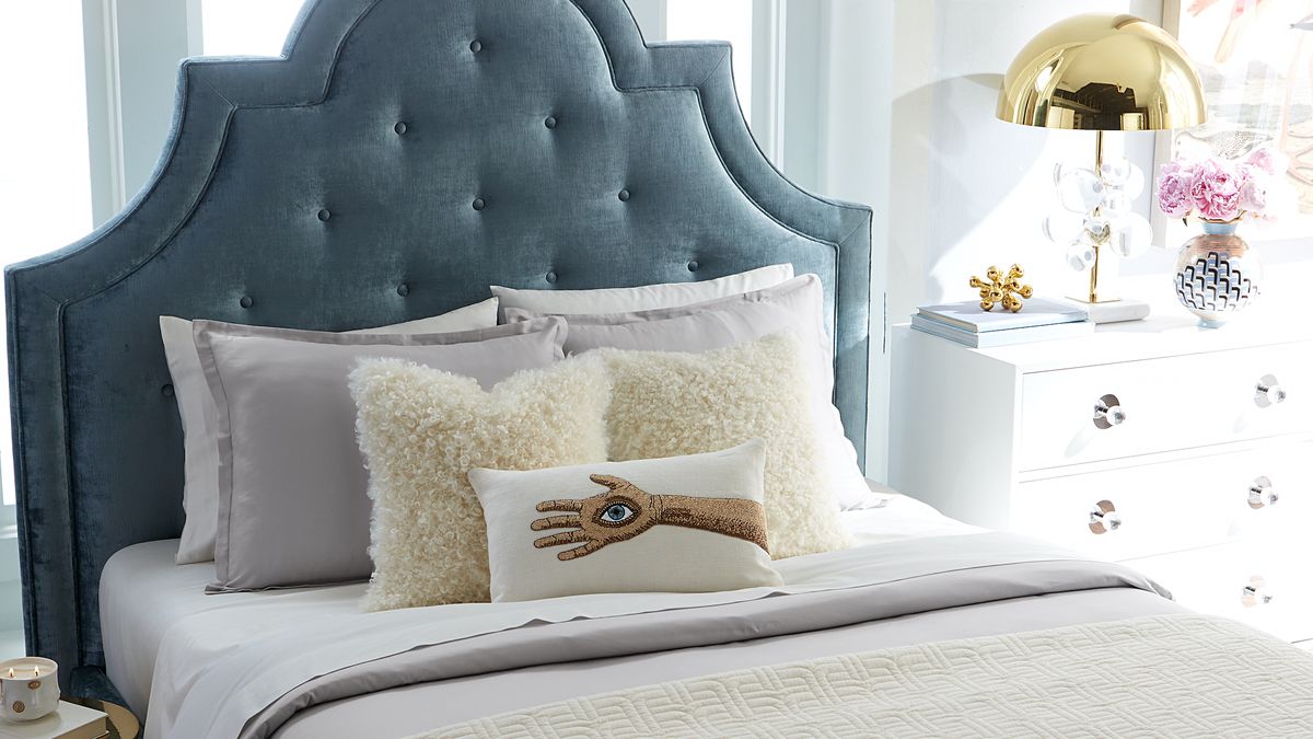How to Style Jonathan Adler's First-Ever Bedding Collection