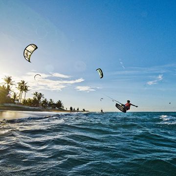 Kitesurfing, Boardsport, Water sport, Surface water sports, Wave, Sky, Kite sports, Wind wave, Windsports, Wind, 
