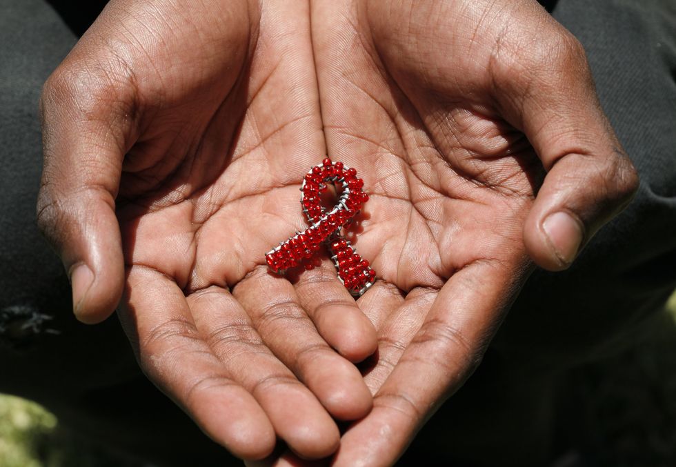 leggi anti lgbt lotta aids