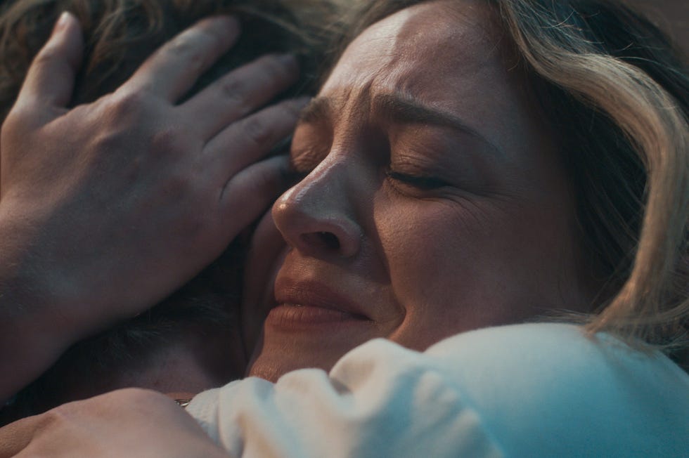 abby elliott natalie sugar berzatto rolünde jeremy allen white the bear 4. sezonda carmy berzatto rolünde