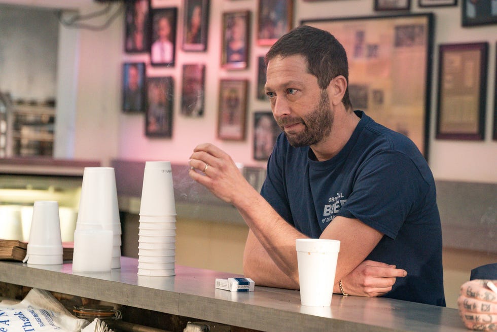 fx's the bear "sheridan" (airs thursday, june 23) pictured: ebon moss bachrach as richard 'richie' jerimovich. cr: matt dinerstein/fx