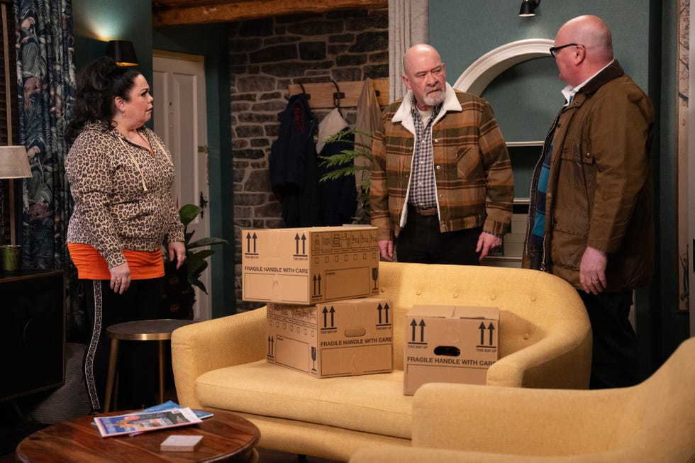 bear wolf, mandy dingle, paddy dingle, emmerdale