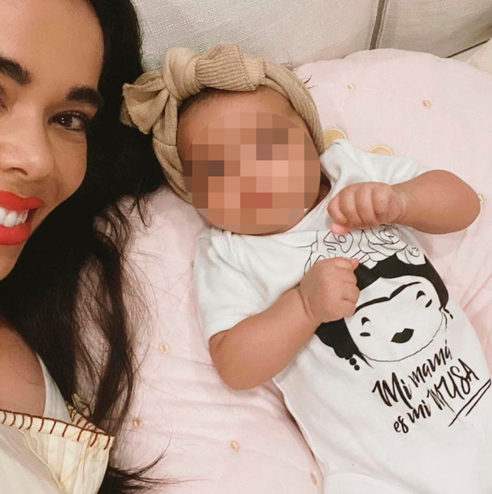 beatriz luengo debuta como diseñadora de moda para bebés