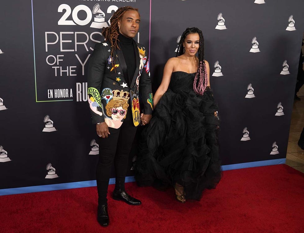 alfombra roja beatriz luengo y yotuel