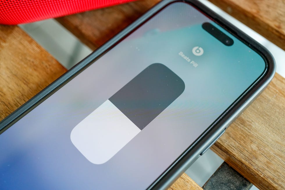beats pill 2024 review