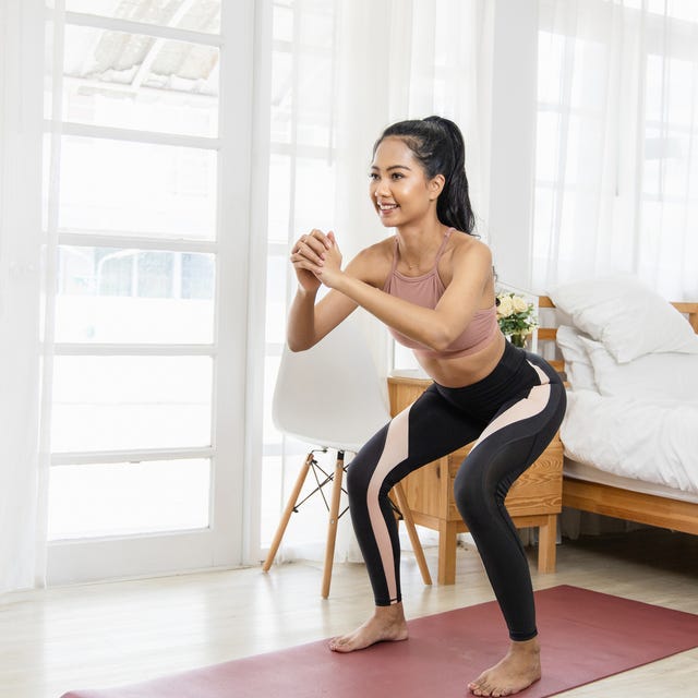 How To Do Bodyweight Squats Correctly And Reap The Benefits