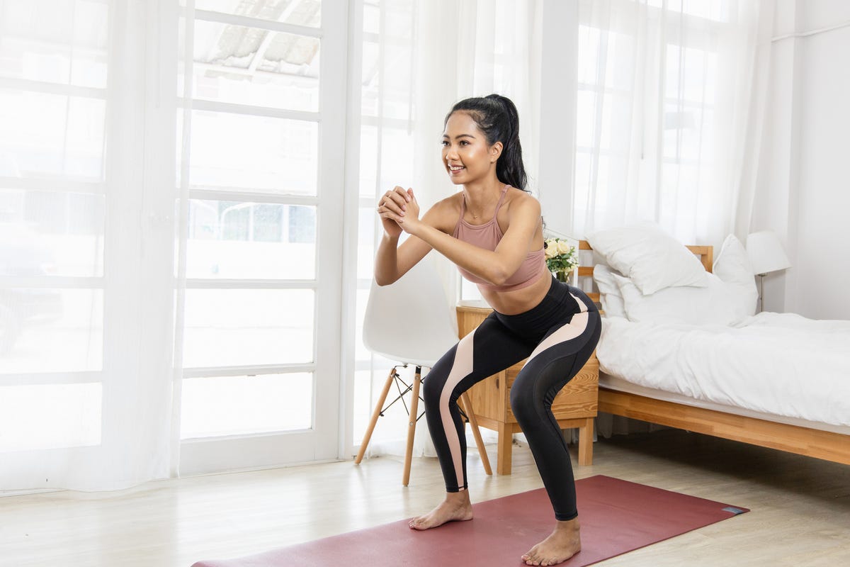 How To Do Bodyweight Squats Correctly And Reap The Benefits