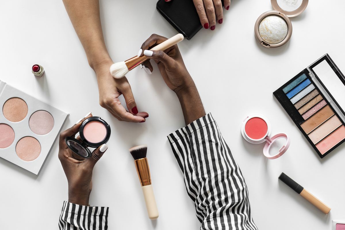 Beauty blogger testing cosmetics