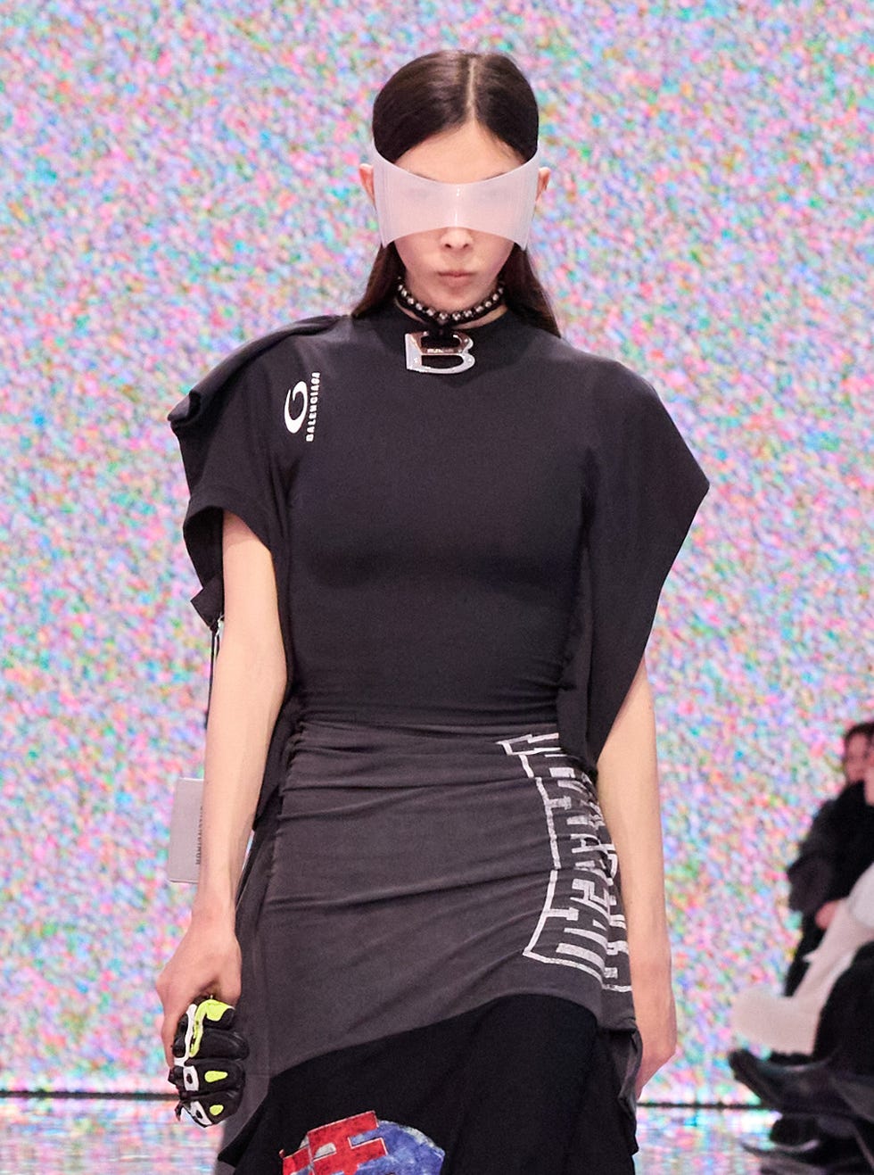 Acconciature moda donna 2025: foto sfilata Balenciaga