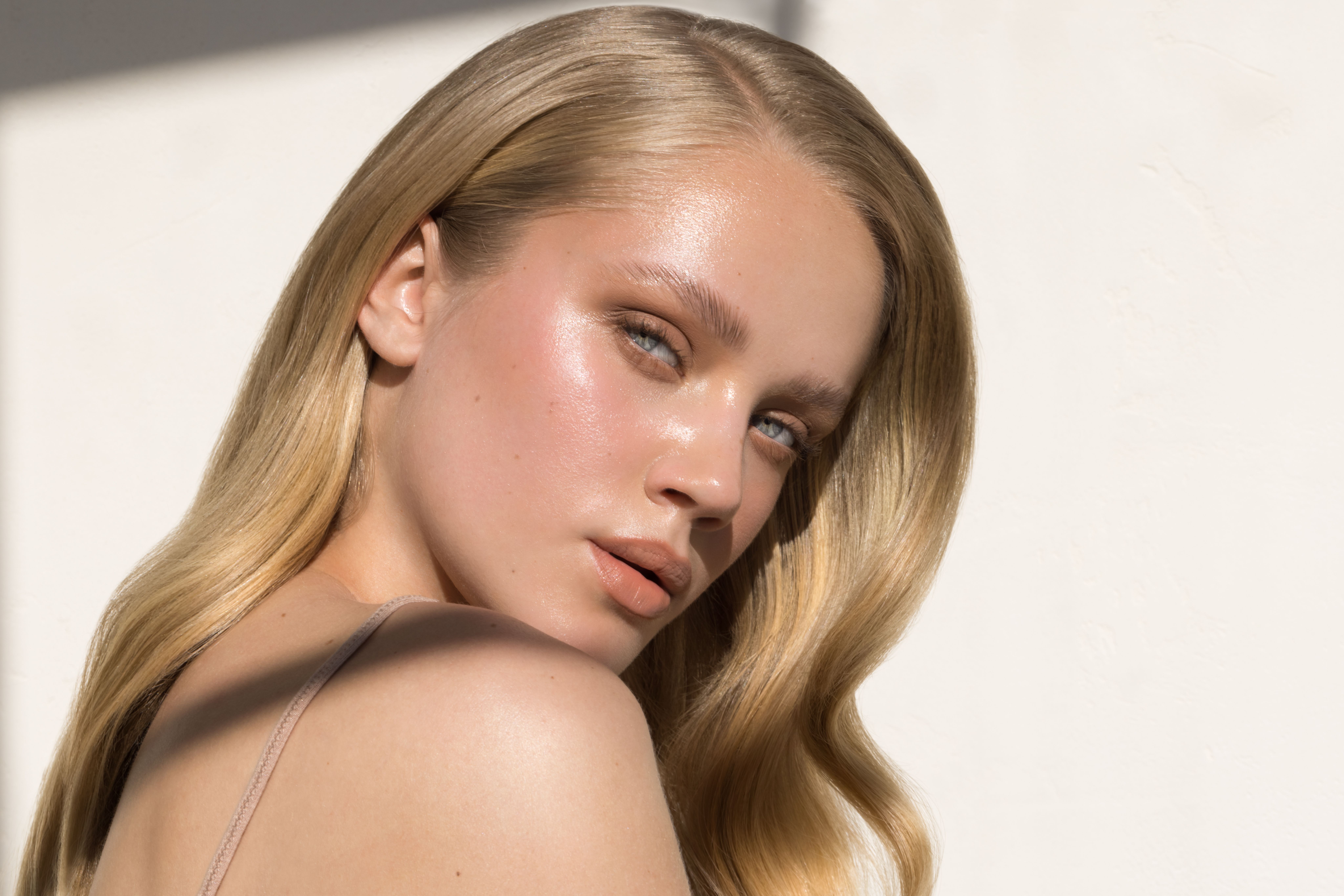 The 14 Best Hair Perfumes That Will Keep the Compliments Coming
