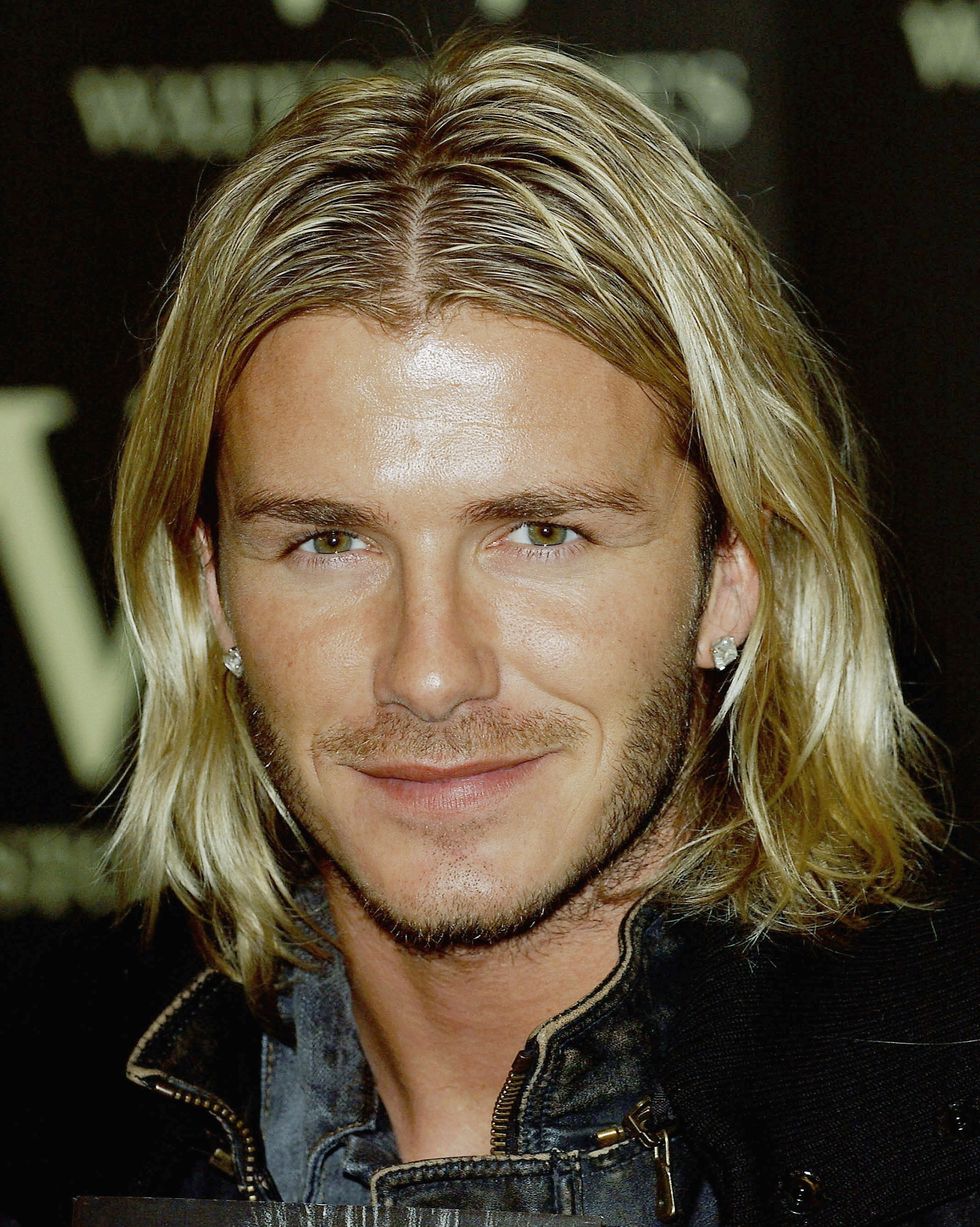london november 17 footballer david beckham signs copies of his autobiography my side at waterstones piccadilly on november 17, 2003 in london photo by steve finngetty images