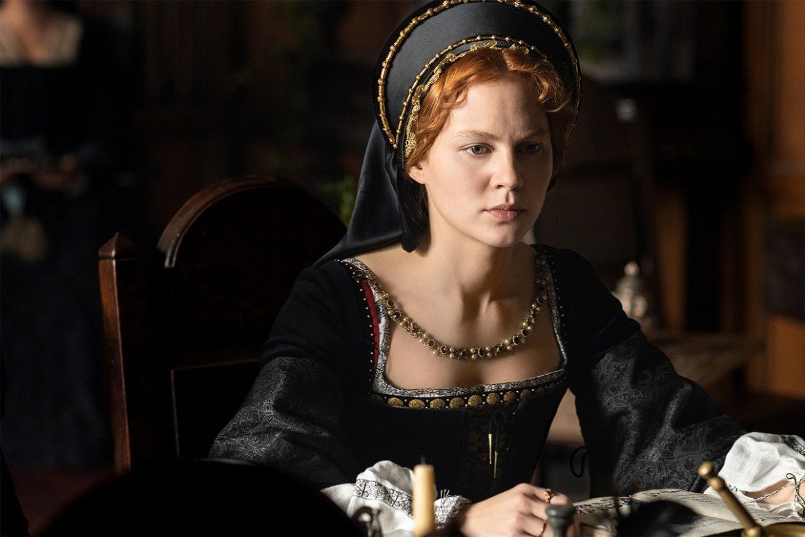 Mary queen of hot sale scots movie jewelry