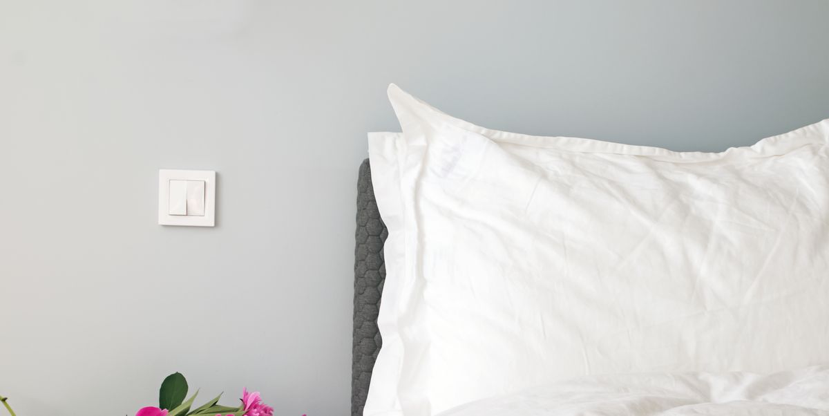 How Often Should You Replace the Pillows on Your Bed?