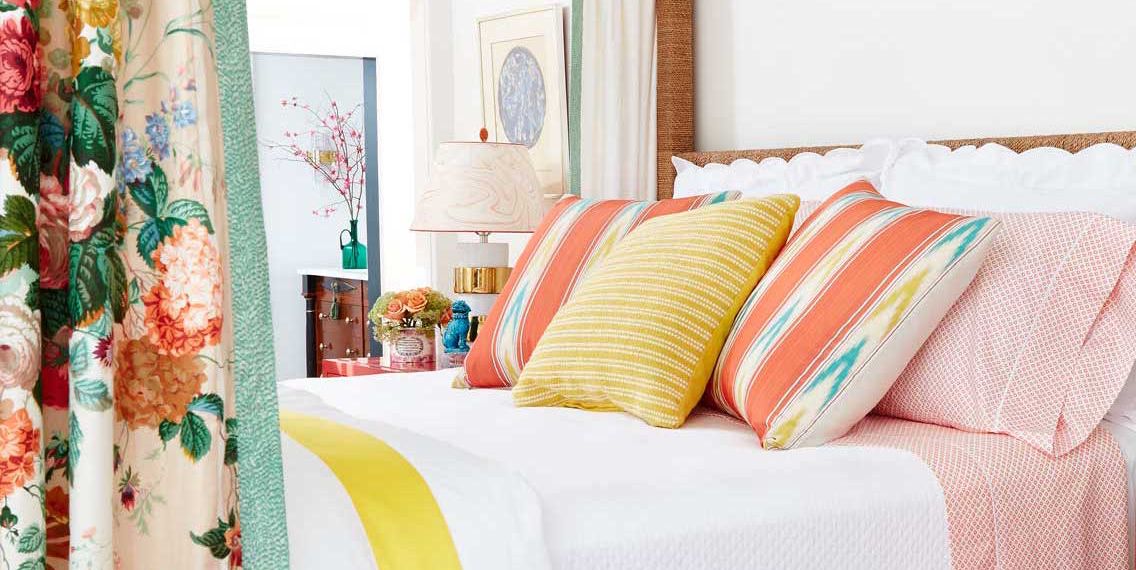 How a Professional Home Stylist Makes the Perfect Bed