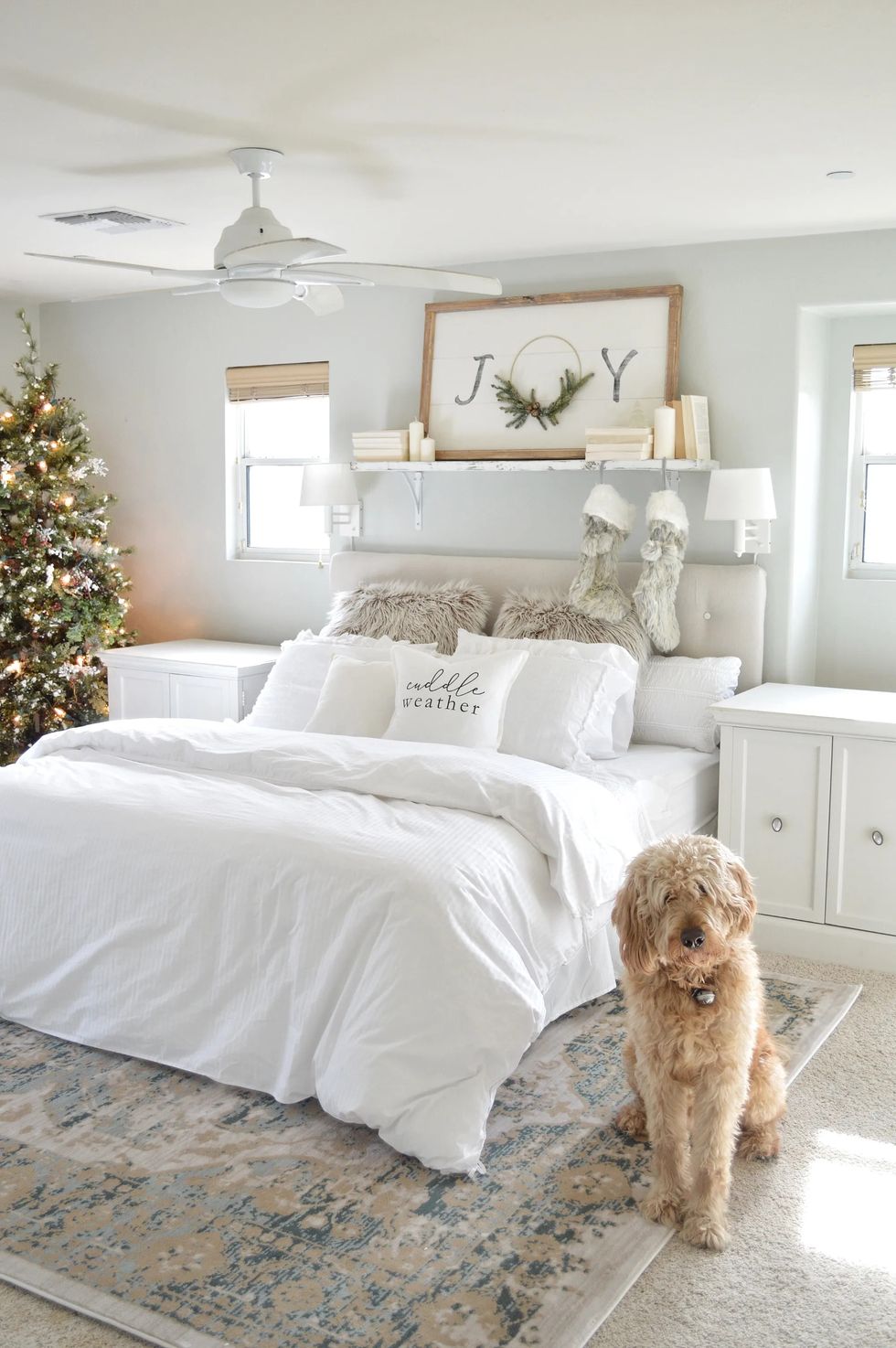 Easy Christmas Bedroom Decor Ideas for Cozy Winter Nights - Bless'er House