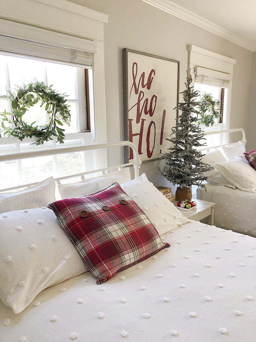 Easy Christmas Brunch Decor Ideas + Art Printable - Bless'er House