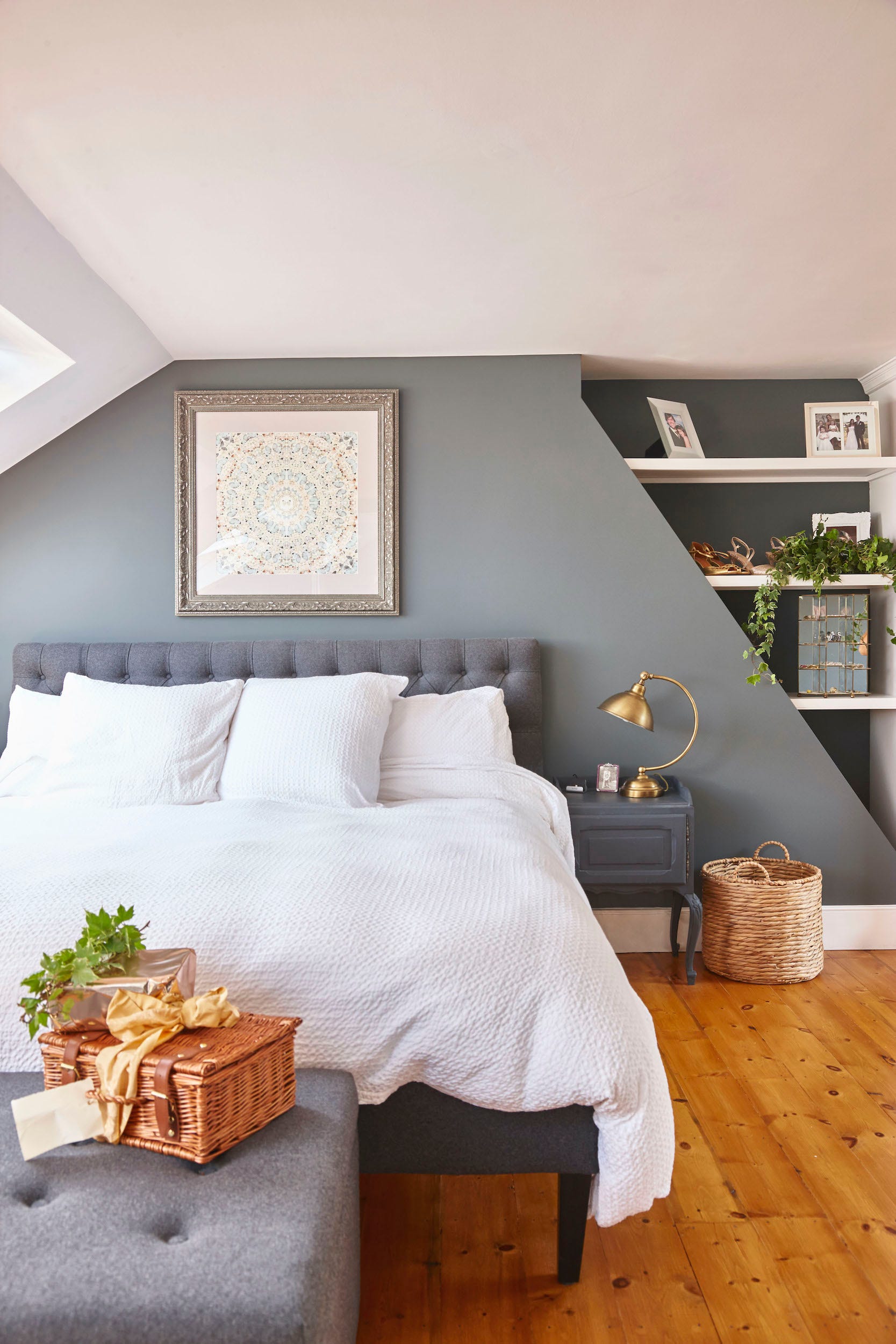 Bedroom Decorating Ideas With Gray Walls Infoupdate