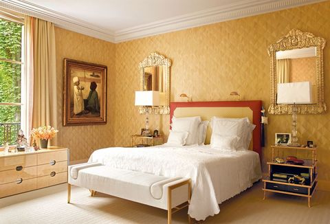 Bedroom, Furniture, Bed, Room, Bed sheet, Interior design, Bed frame, Property, Wall, Ceiling, 