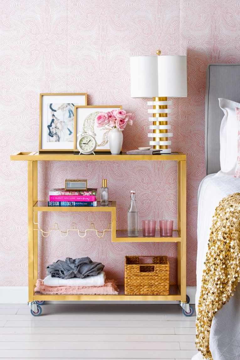 24 Clever And Comfy Bedroom Wall Storage Ideas - Shelterness