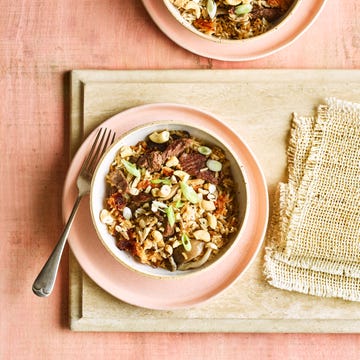 beef and mushroom crispy rice pot