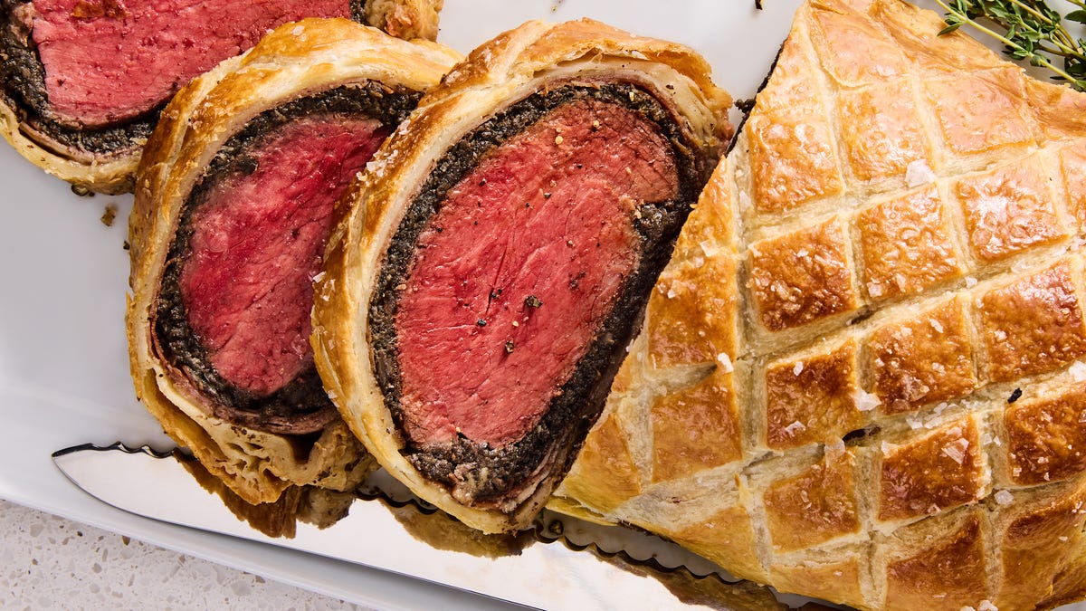 Best Beef Wellington Recipe - How to Make Beef Wellington