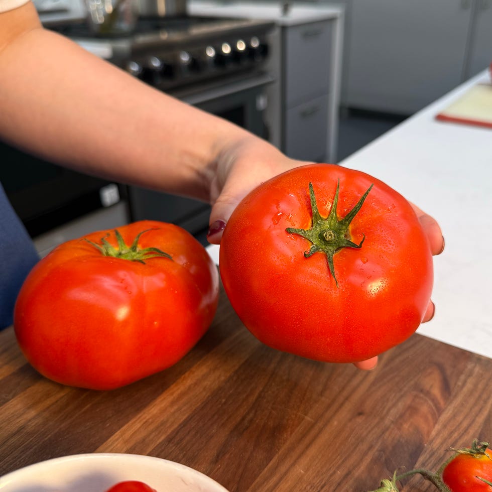types of tomatoes