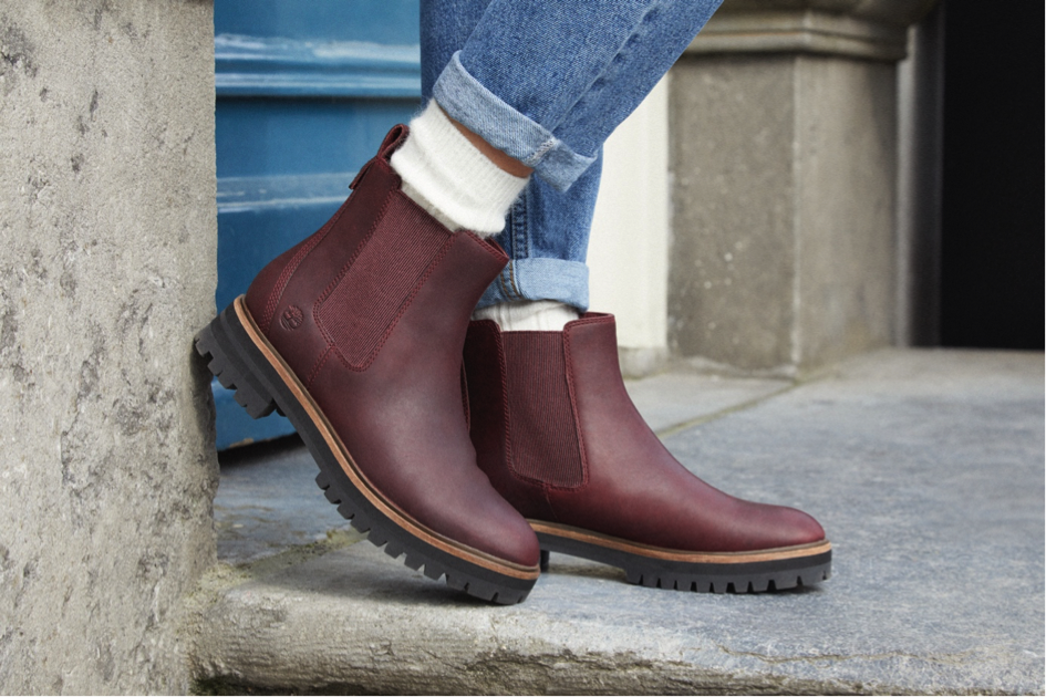 Footwear, Shoe, Brown, Boot, Maroon, Durango boot, Street fashion, Outdoor shoe, Ankle, Leather, 