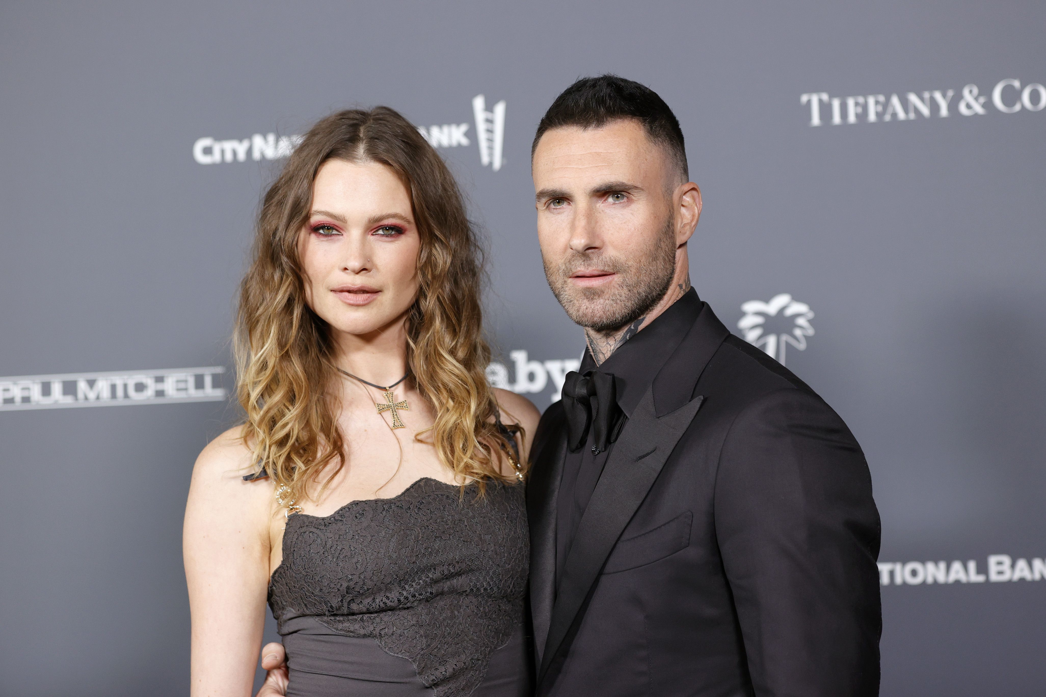 Adam Levine's Fiancee Behati Prinsloo Shows Off Her Engagement Ring -  YouTube