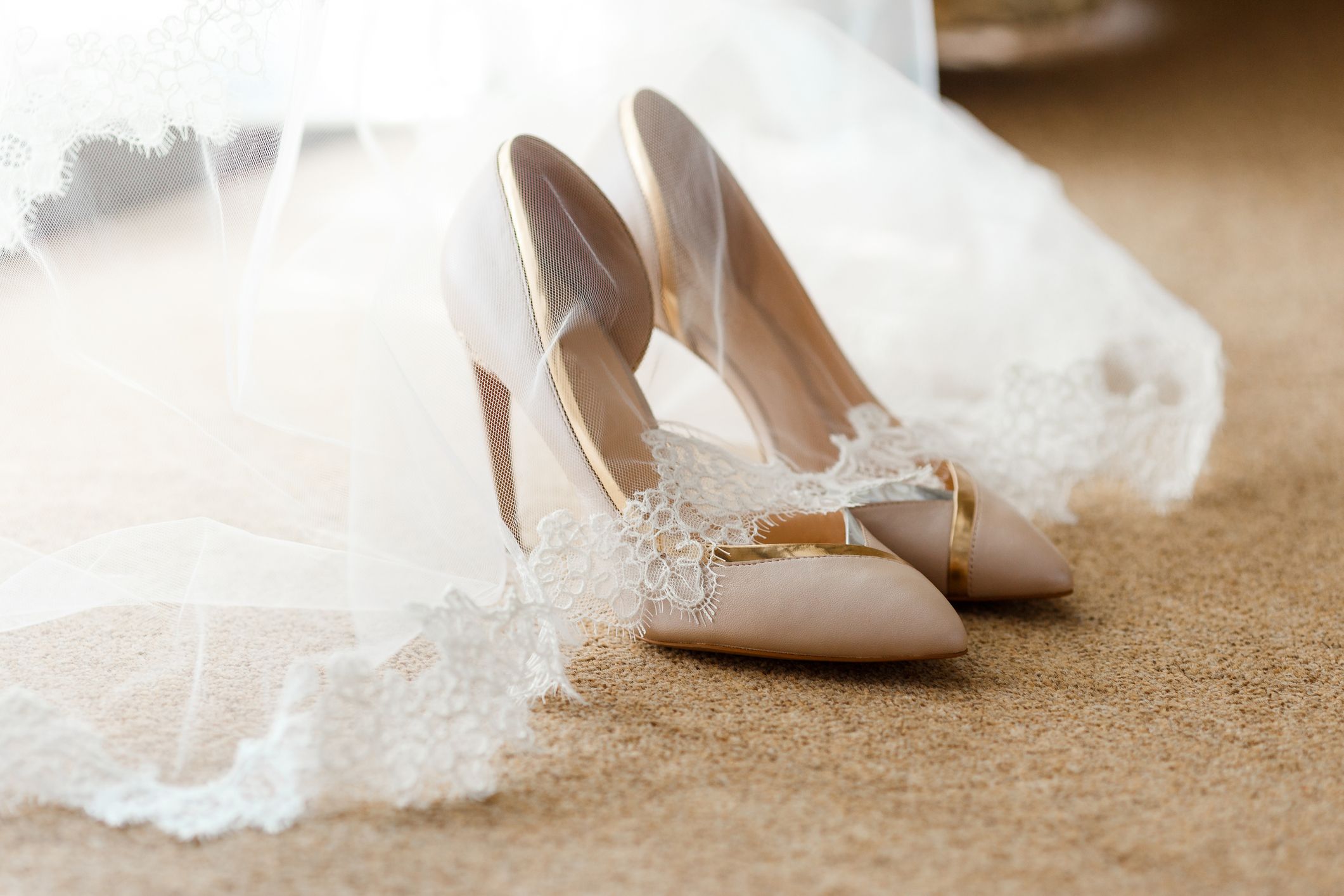 How to Break in Wedding Shoes