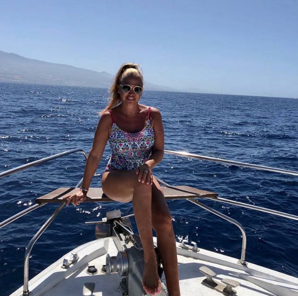 belén esteban y miguel marco reviven su luna de miel en tenerife