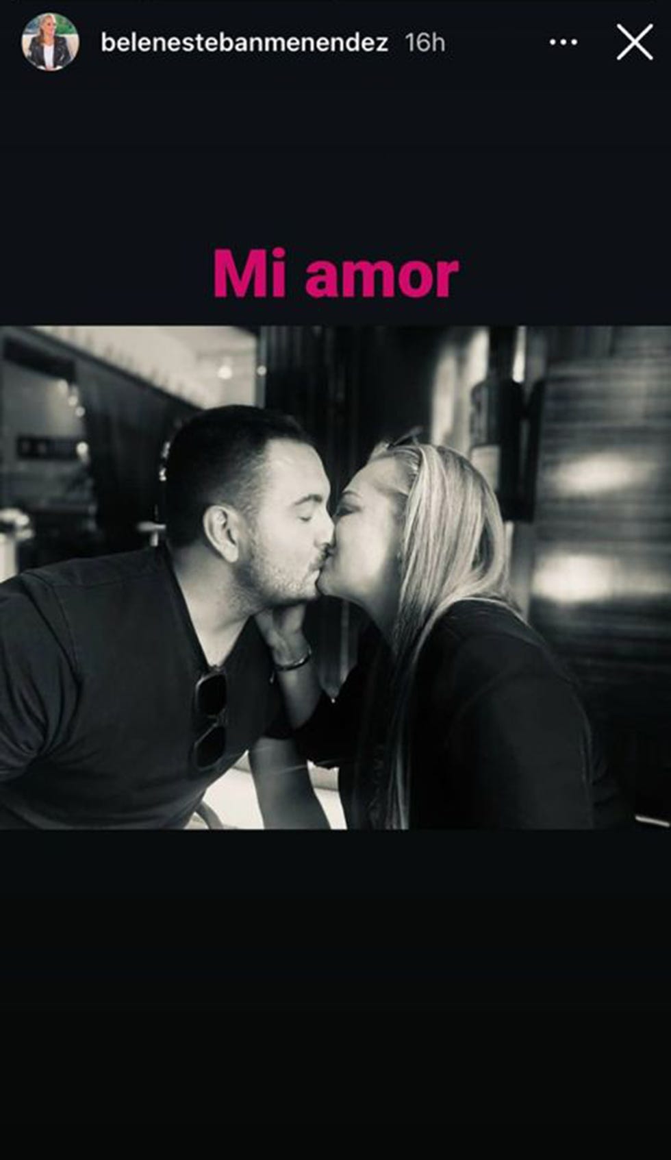 belén esteban y miguel marcos besándose
