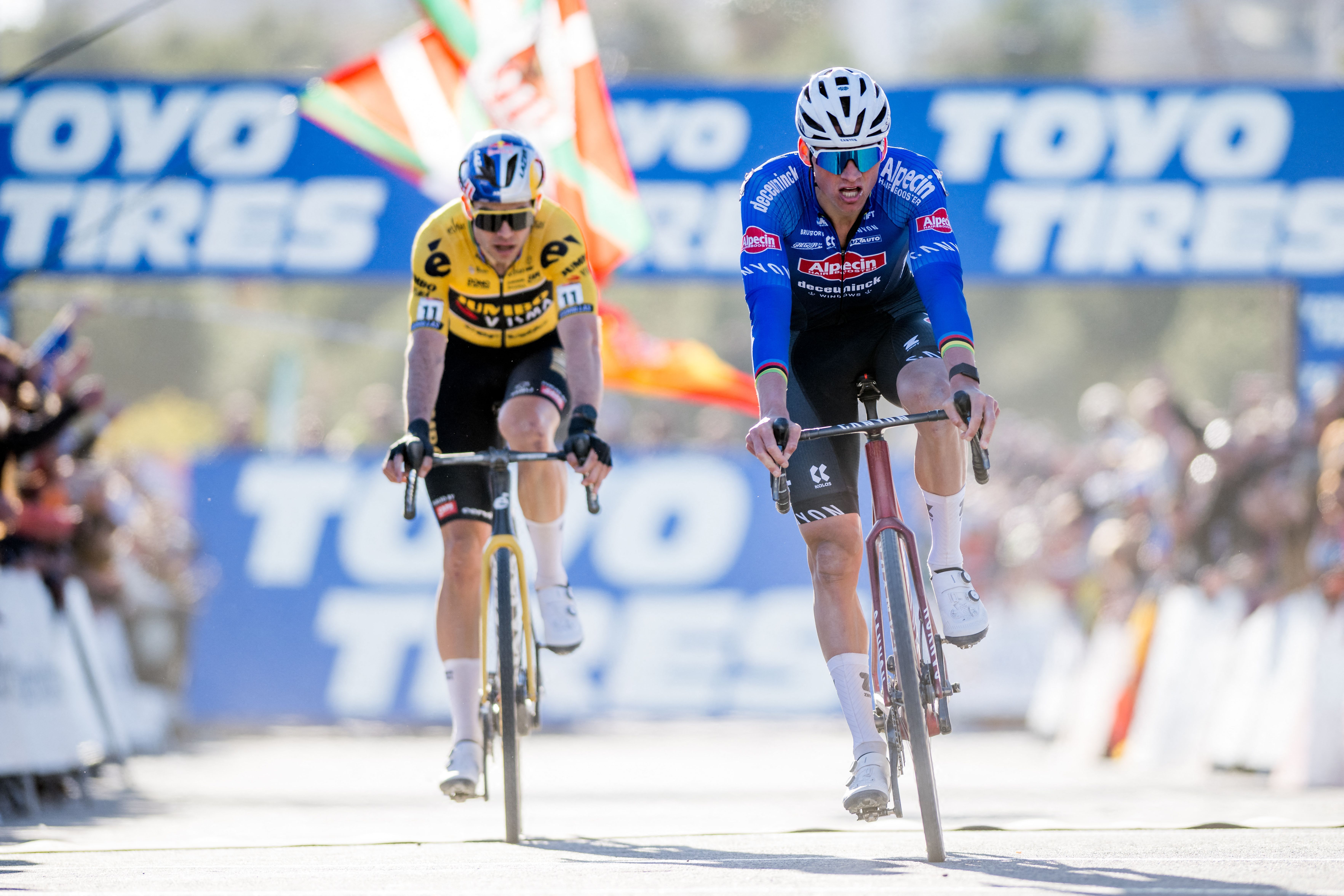 2023 UCI Cyclocross World Championships Livestreaming Information
