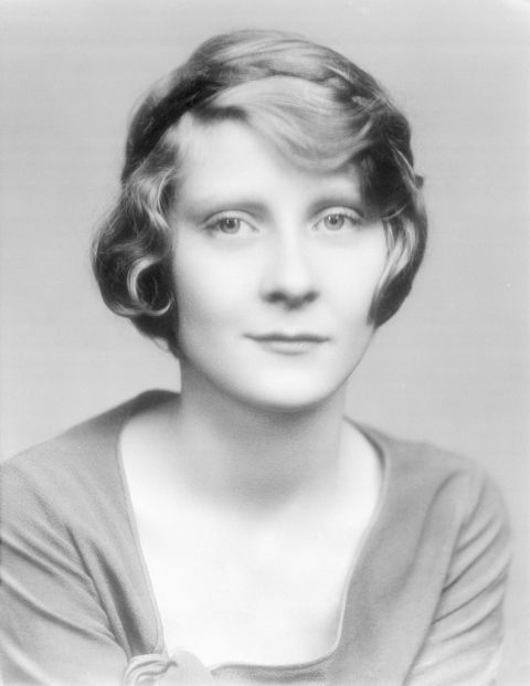 portrait of aspiring actress lillian entwistle