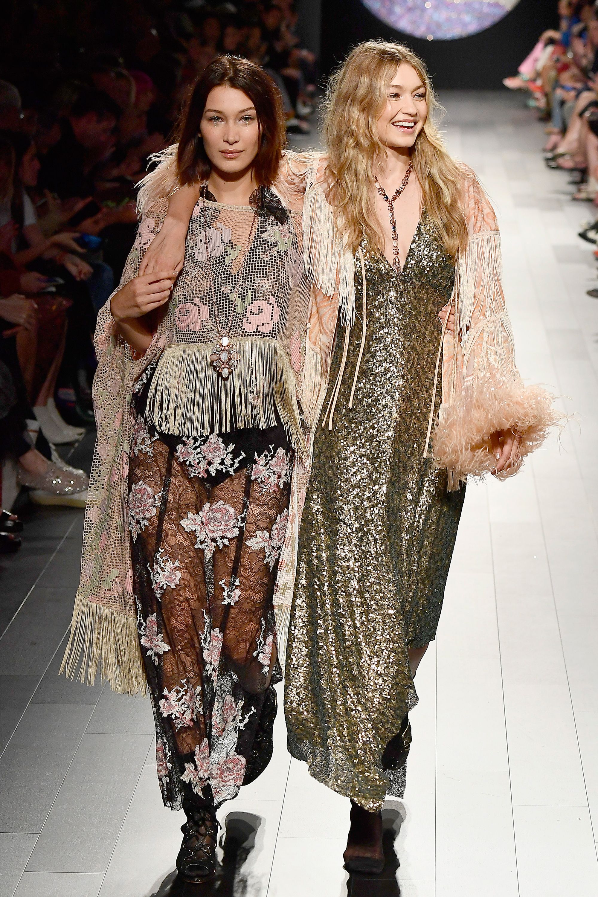 Bella and Gigi Hadid on the catwalk
