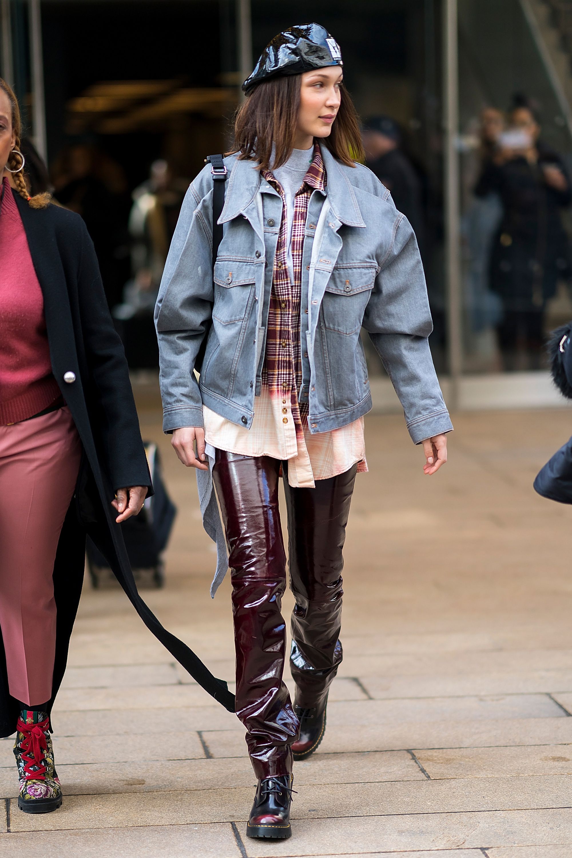 Kendall Jenner in Versace Milan's Fashion Week Men's Spring 2019 Show –  Footwear News