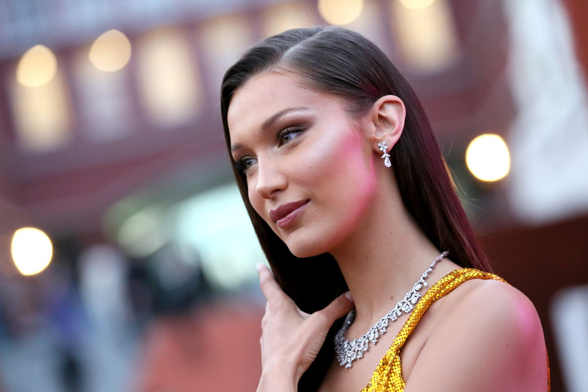 What Model Bella Hadid Eats To Stay In Supermodel Shape