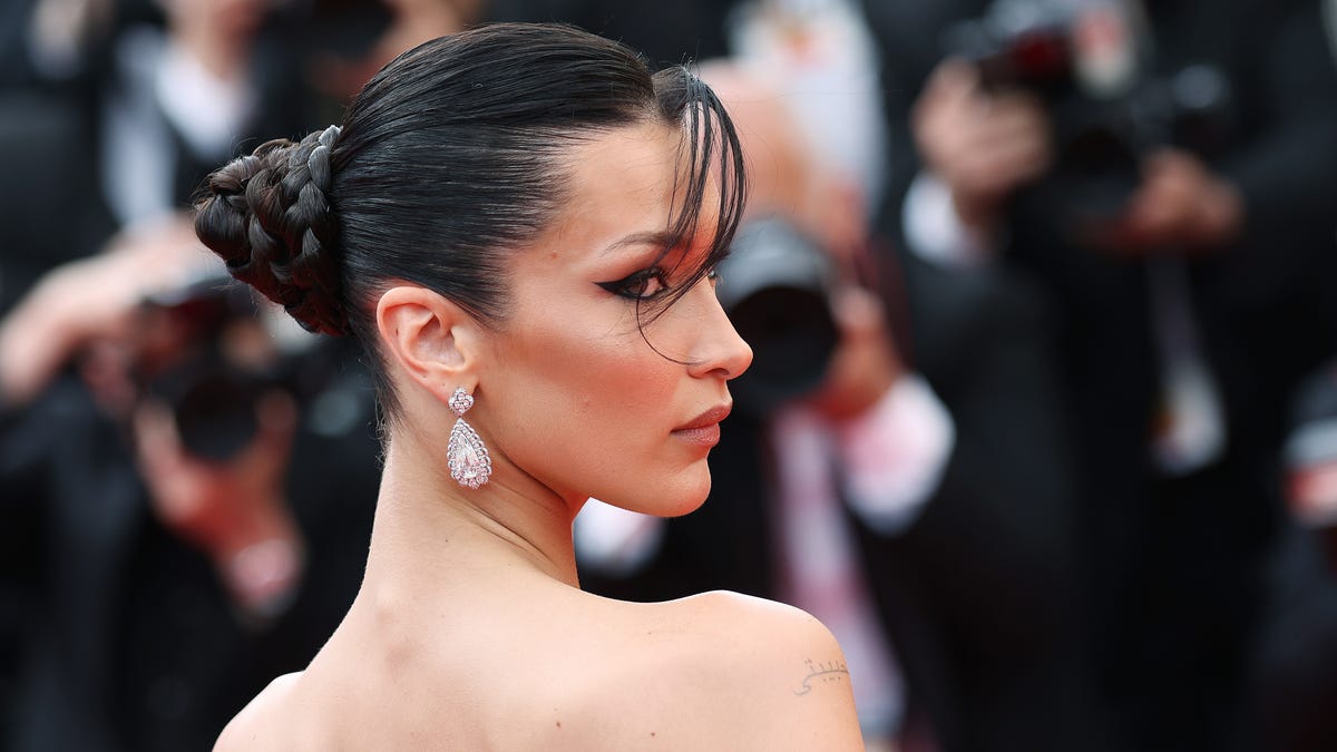 preview for Bella Hadid’s Fiercest Red Carpet Looks