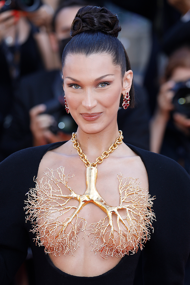 Bella Hadid wears Sporty Spice-inspired bubble braid