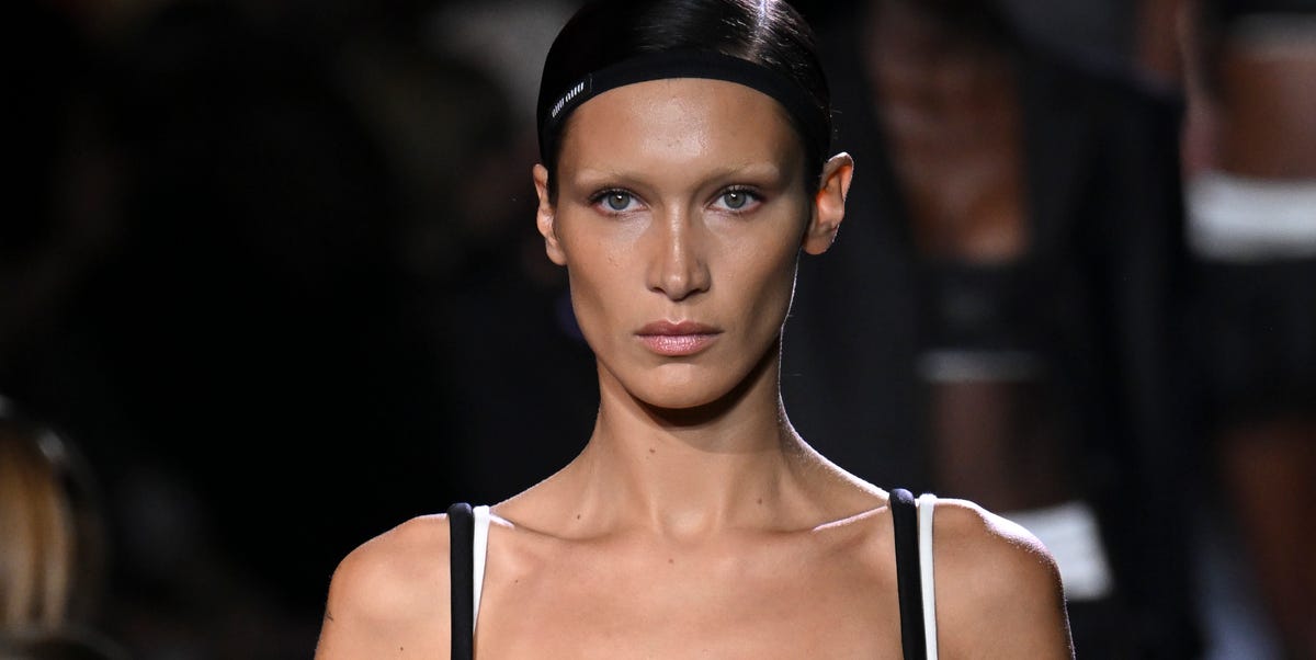Bella Hadid Posts Incredible Bikini Look At Tropical Beach Bella Hadid Posts Incredible Bikini Look At Tropical Beach
