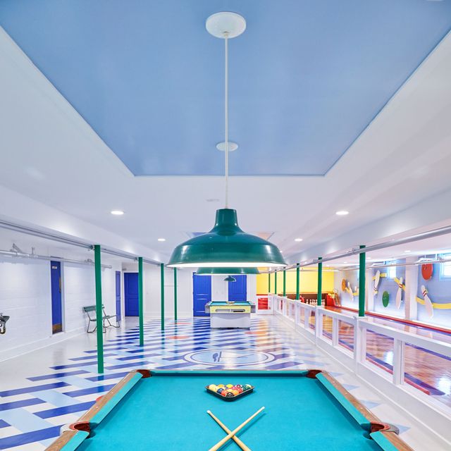 Billiard room, Pool, Billiard table, Room, English billiards, Games, Blue, Recreation room, Table, Ceiling, 