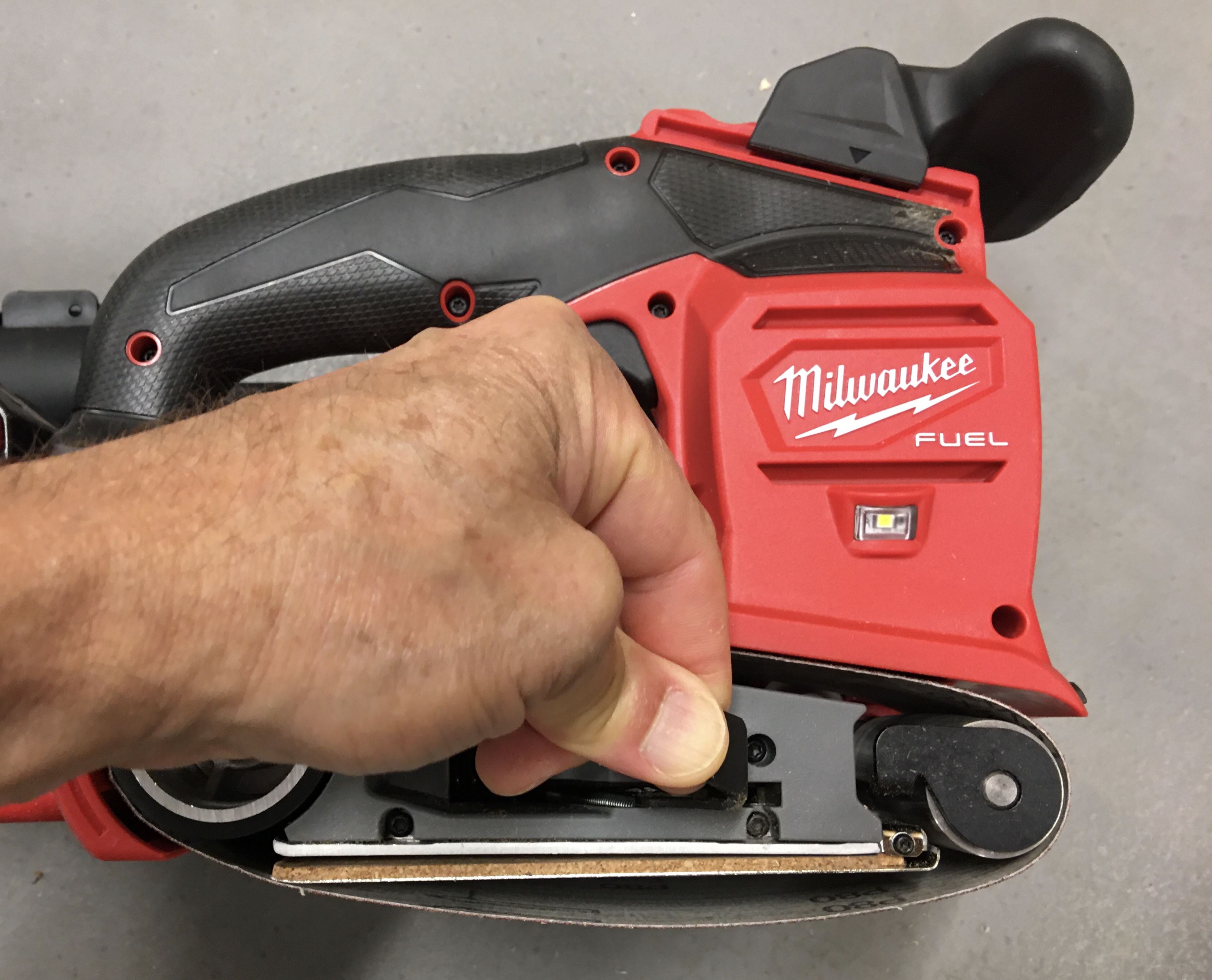 Cordless belt sander milwaukee hot sale