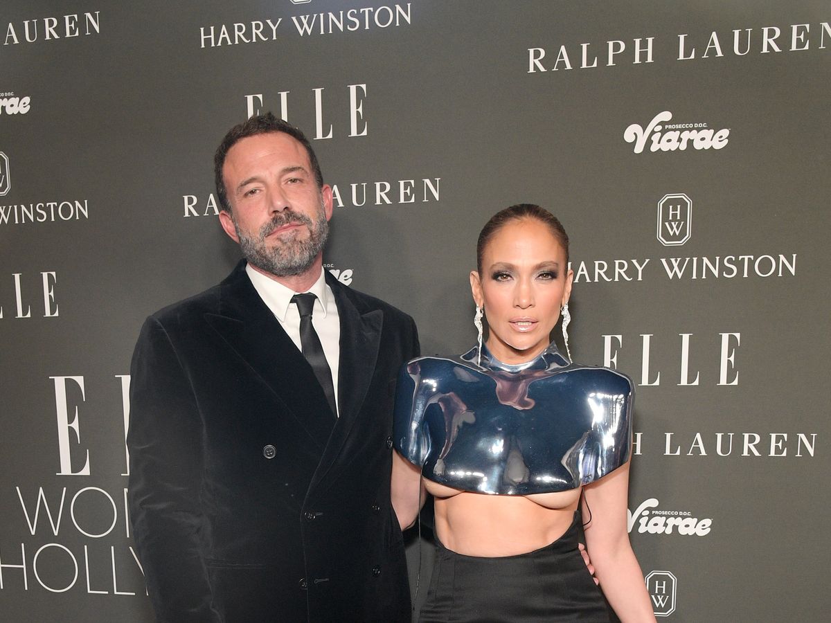 Jennifer Lopez Wore Grace Ling To The Elle 2023 Women In Hollywood