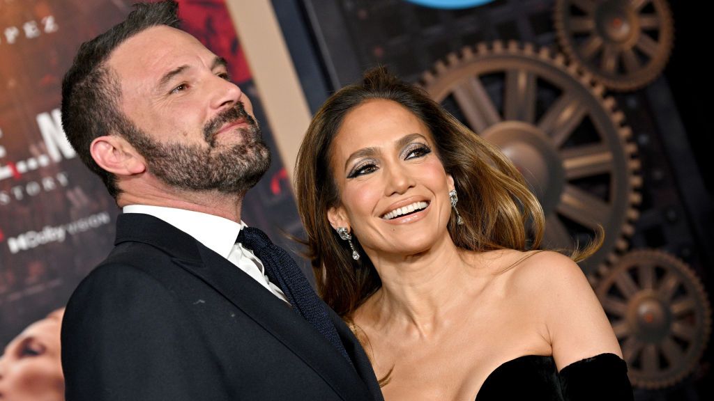 preview for Los momentos más icónicos de la relación de Jennifer Lopez y Ben Affleck