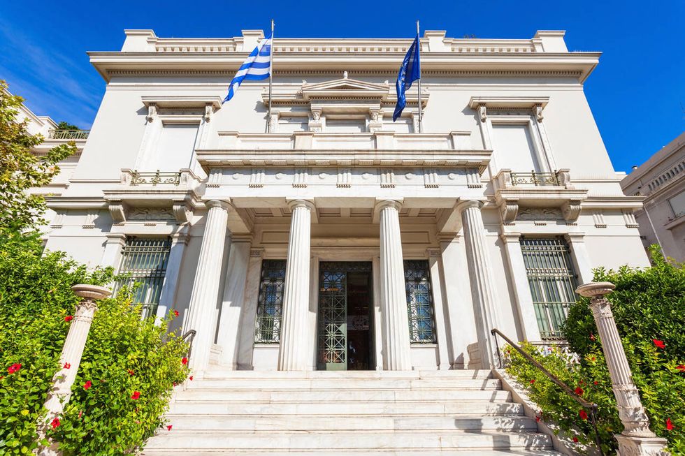 the benaki museum, established and endowed in 1930 by antonis benakis in memory of his father emmanuel benakis, is housed in the benakis family mansion