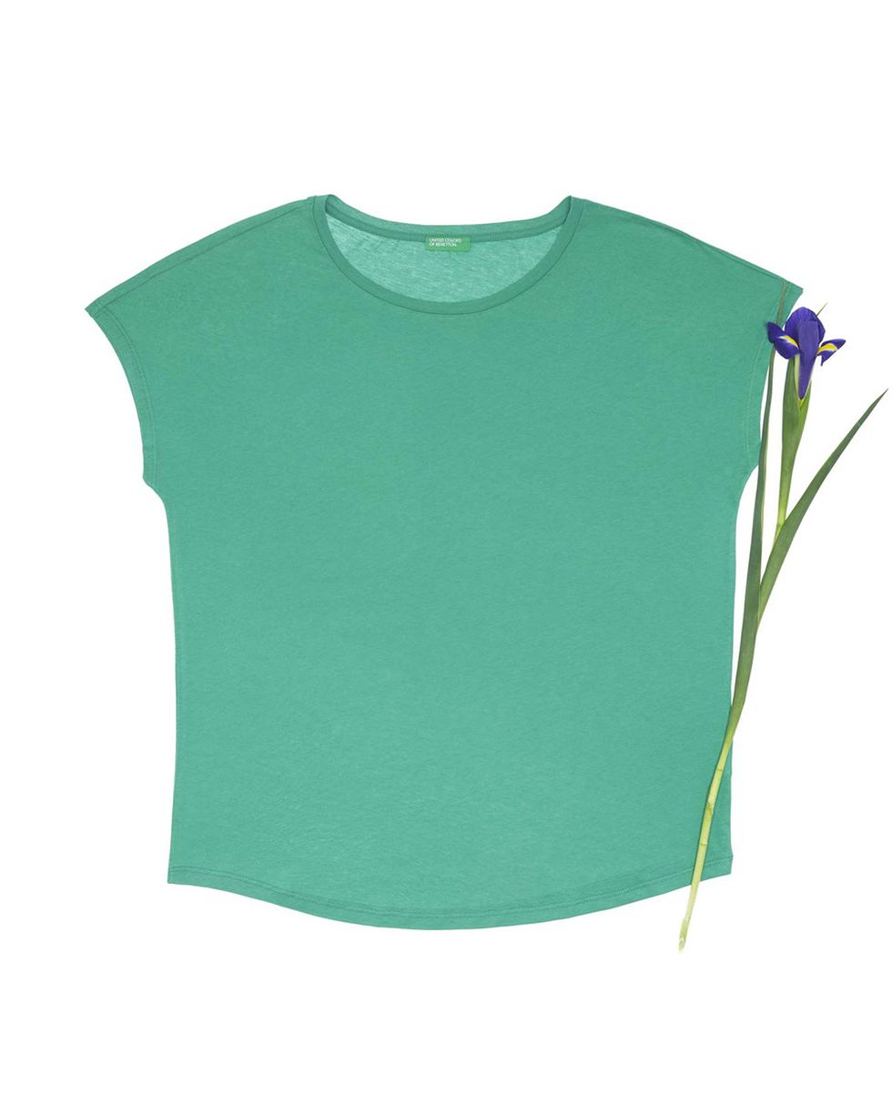 Green, Clothing, T-shirt, Sleeve, Turquoise, Crop top, Blouse, Top, Outerwear, Shirt, 