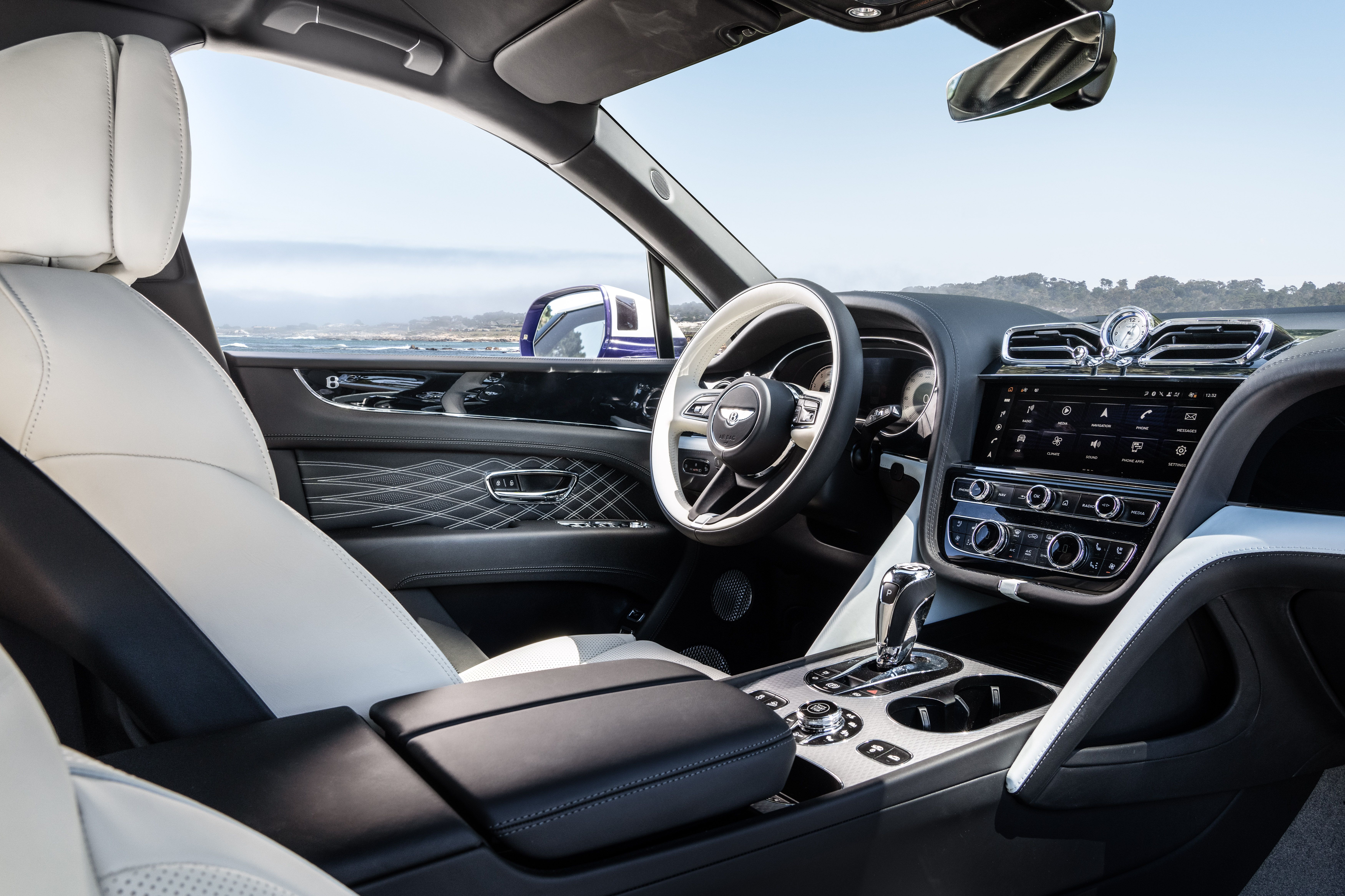Bentley Motors Website: World of Bentley: News: 2020 News: New Bentayga in  detail: Four Seat Comfort Specification