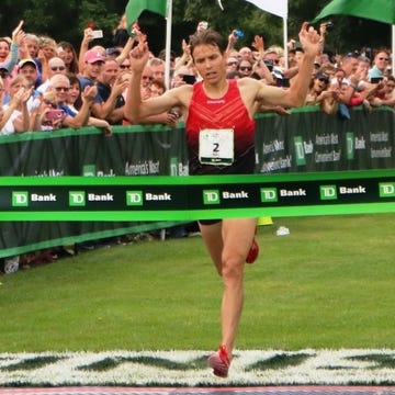 Ben True wins 2016 Beach to Beacon 10K Ben True wins 2016 Beach to Beacon 10K