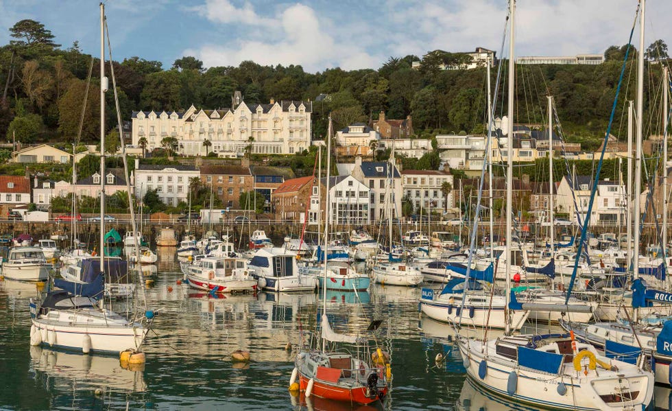 somerville hotel in jersey by harbour