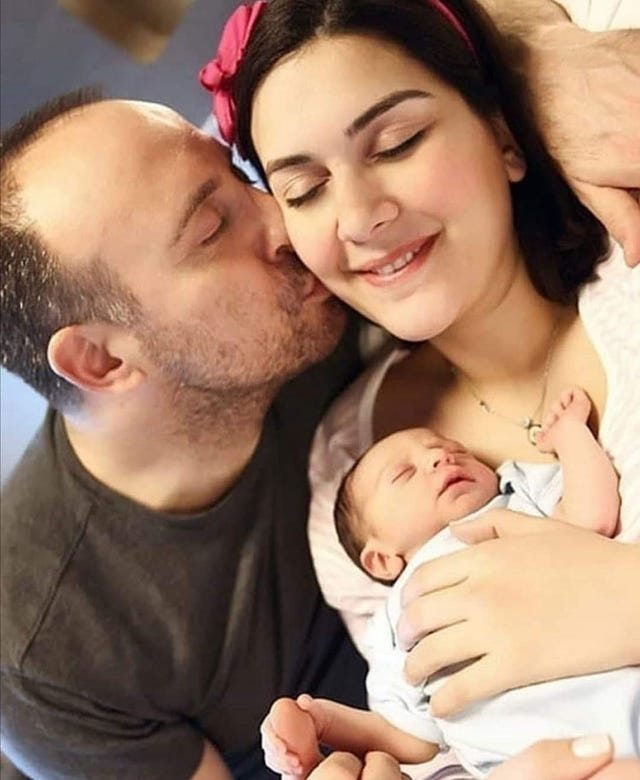 berguzar korel y halit ergenç papas